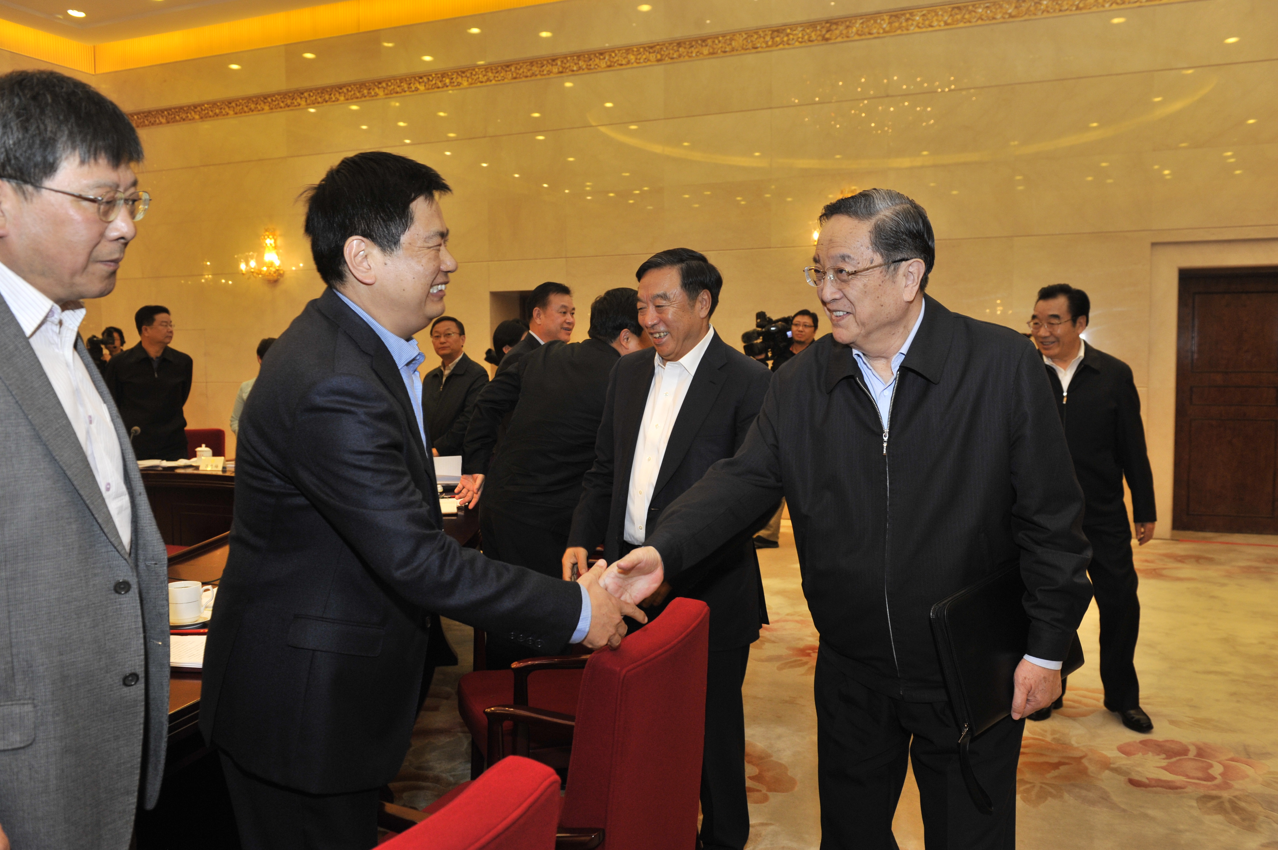 2013.10.13蘇華委員第二次參加雙周協(xié)商座談會（加強(qiáng)老年服務(wù)議題） (1).JPG